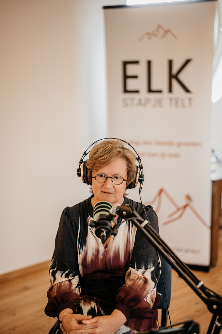 elk stapje telt 2